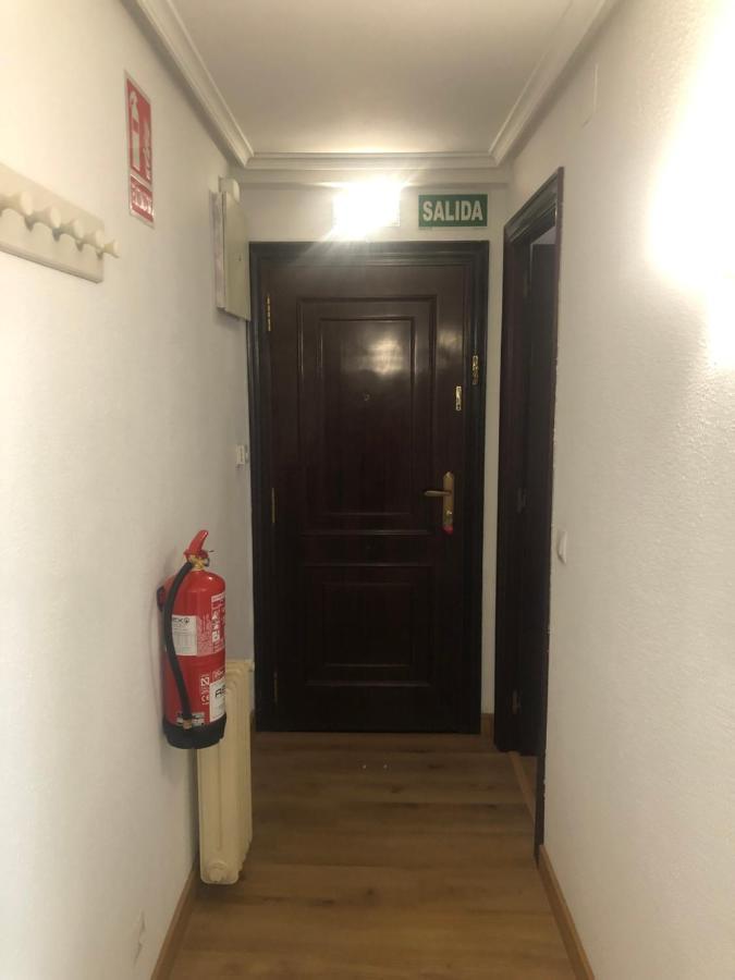 Apartamento Oviedo Proximo Inst Oftalmologico Fdez-Vega ภายนอก รูปภาพ